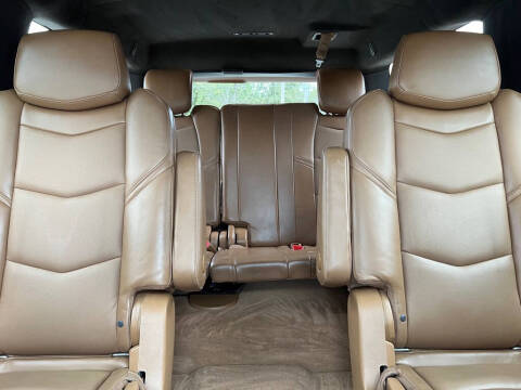 2017 Cadillac Escalade ESV Platinum