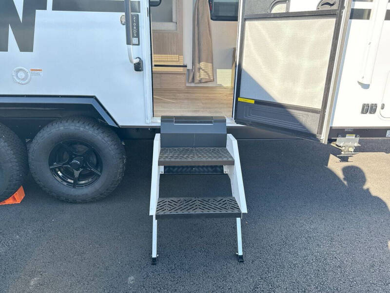 2027 Winnebago Micro Minnie