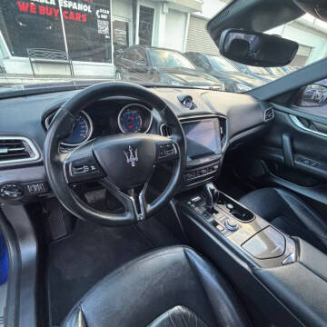 2017 Maserati Ghibli