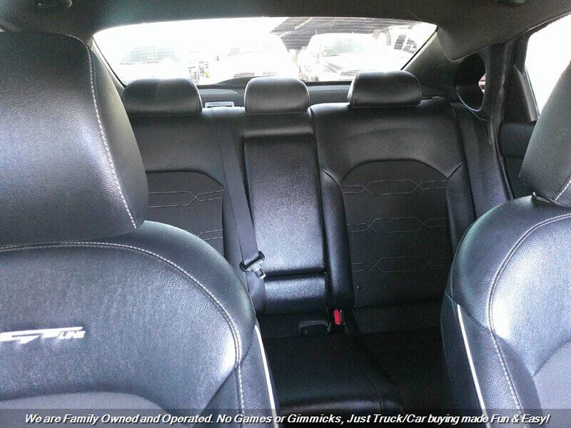 2022 Kia Forte GT Line