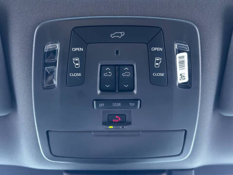 2024 Toyota Sienna Platinum 7-Passenger