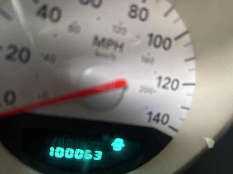 2005 Dodge Magnum SXT