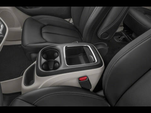 2024 Chrysler Pacifica Plug-In Hybrid Pinnacle