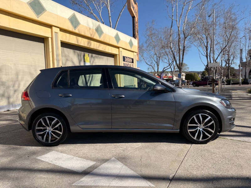 2016 Volkswagen Golf TSI SE