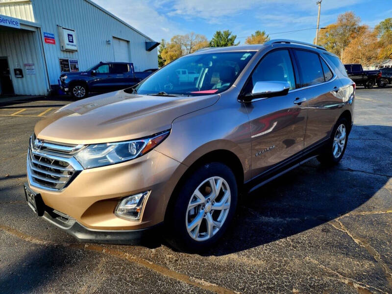 Used 2018 Chevrolet Equinox Premier with VIN 2GNAXVEV0J6278382 for sale in Adams, WI