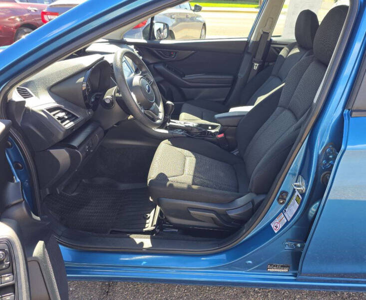 2019 Subaru Impreza 2.0i