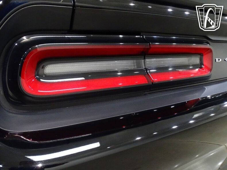2015 Dodge Challenger SRT Hellcat