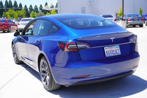 2021 Tesla Model 3 Standard Range Plus