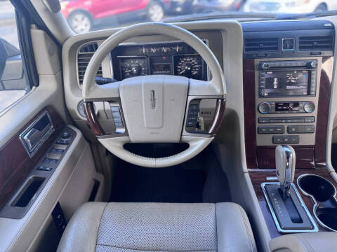 2014 Lincoln Navigator