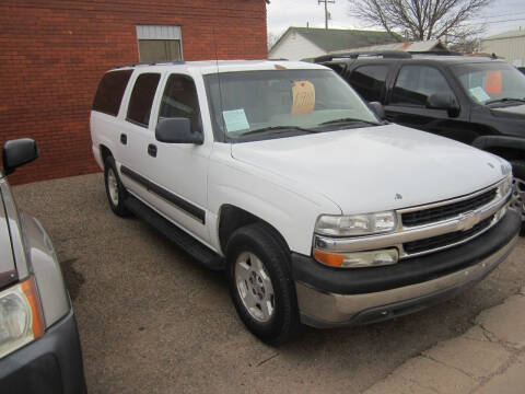2004 Chevrolet Suburban for sale at W & W MOTORS in Clovis NM