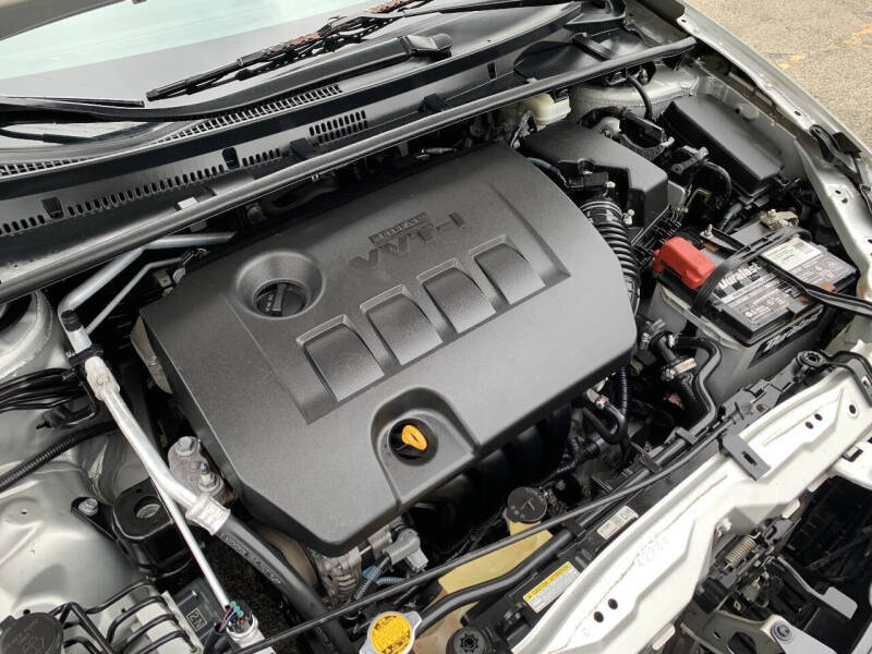 2015 Toyota Corolla LE Plus