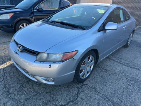 2006 Honda Civic for sale at AUTOSAVIN in Villa Park IL
