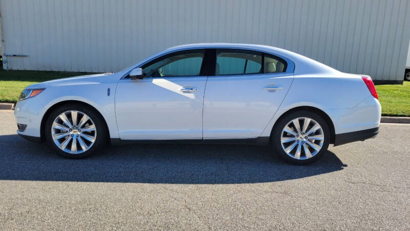 2013 Lincoln MKS for sale at TNK Autos in Inman KS