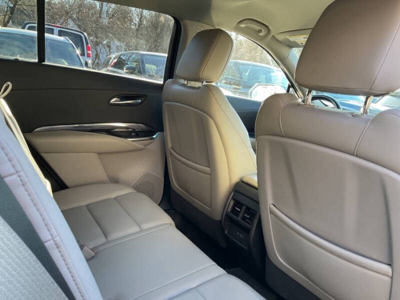 2019 Cadillac XT4 Luxury