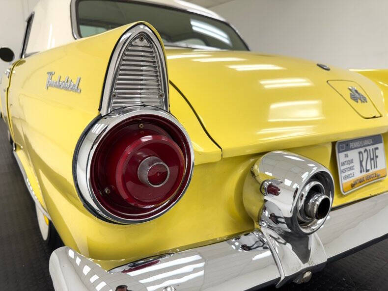 1955 Ford Thunderbird