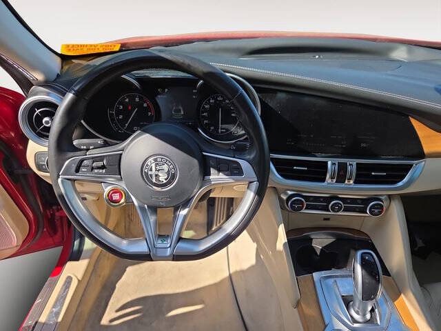 2017 Alfa Romeo Giulia Ti