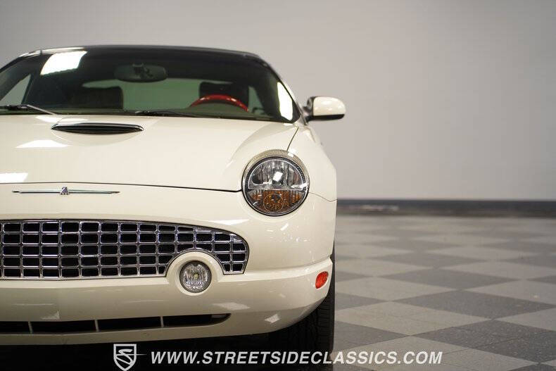 2002 Ford Thunderbird Deluxe