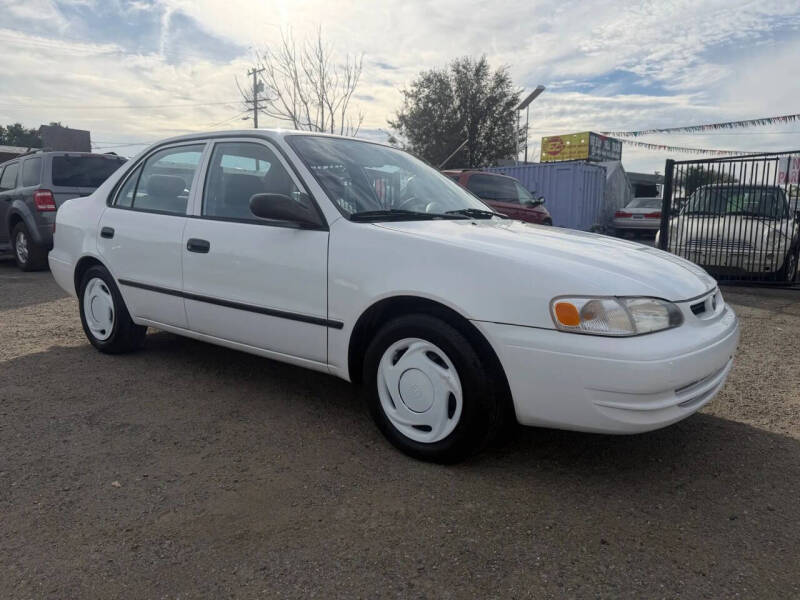 2000 Toyota Corolla