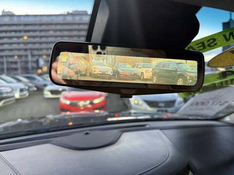 2017 Cadillac Escalade ESV Premium Luxury