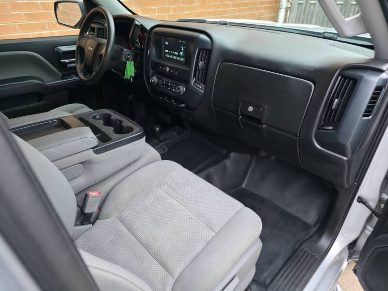 2018 Chevrolet Silverado 1500 Custom