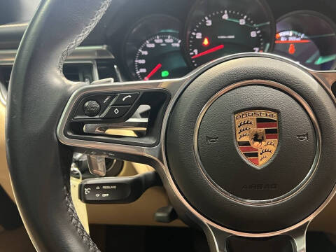 2018 Porsche Macan