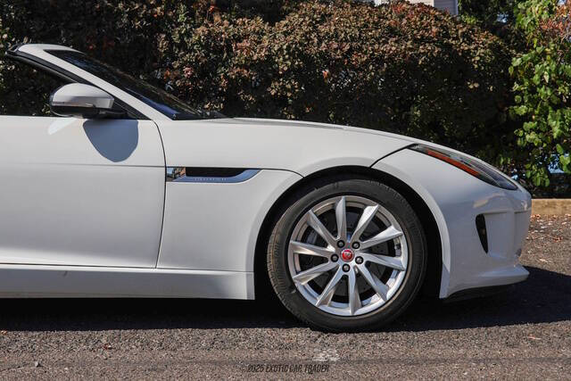 2017 Jaguar F-TYPE Premium