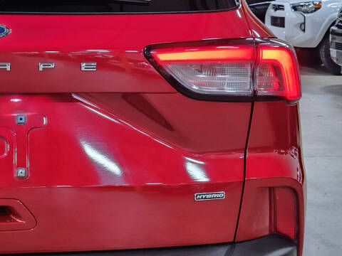 2020 Ford Escape Hybrid SE Sport