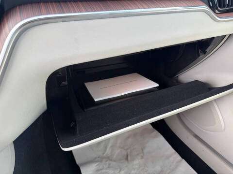 2022 Volvo S60 B5 Momentum