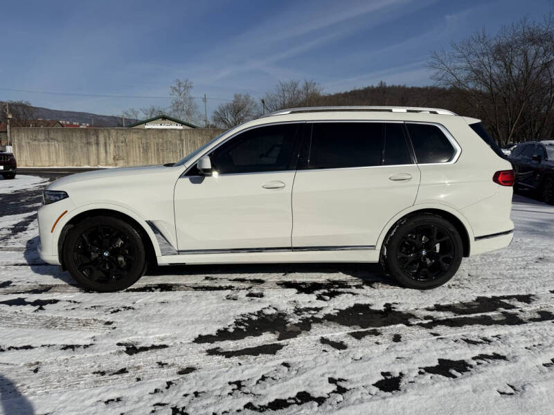 2022 BMW X7 xDrive40i