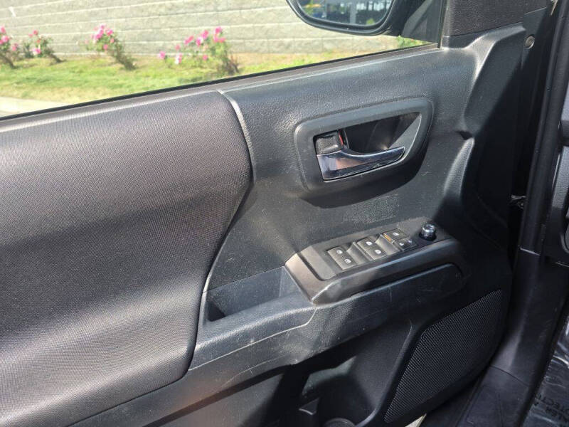 2017 Toyota Tacoma