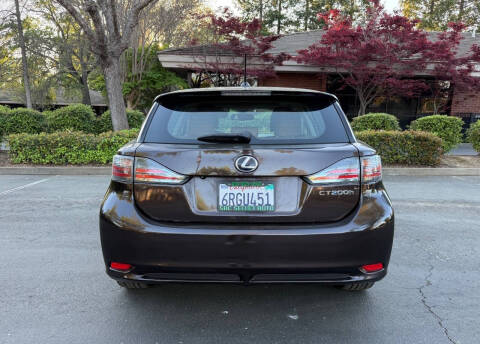 2011 Lexus CT 200h Premium