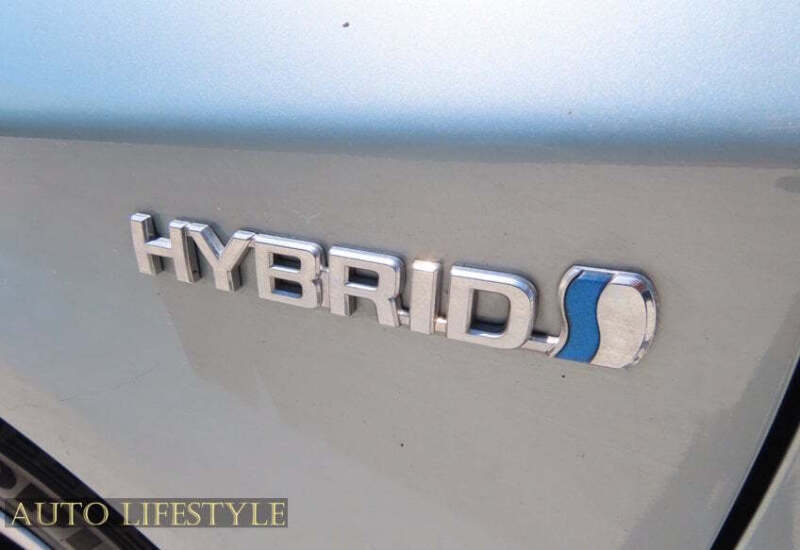 2014 Toyota Prius Two