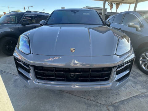 2025 Porsche Cayenne GTS