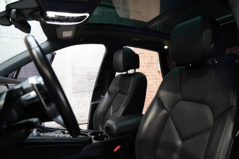 2019 Porsche Macan S