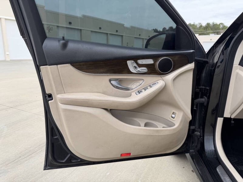 2019 Mercedes-Benz GLC GLC 300 4MATIC