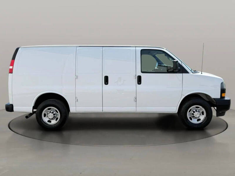 2021 Chevrolet Express 2500
