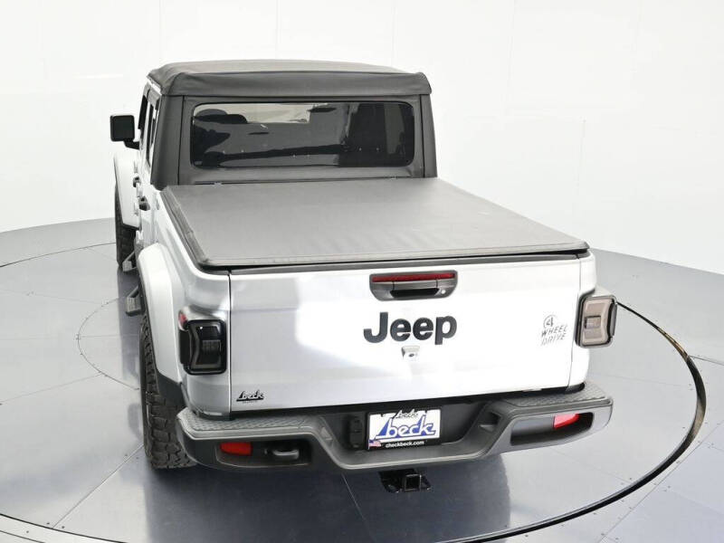 2022 Jeep Gladiator Willys
