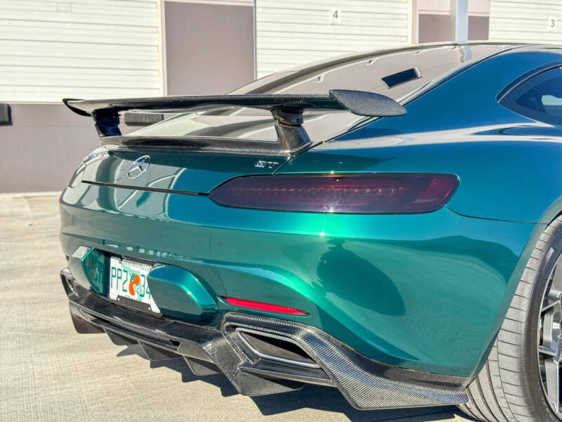 2017 Mercedes-Benz AMG GT