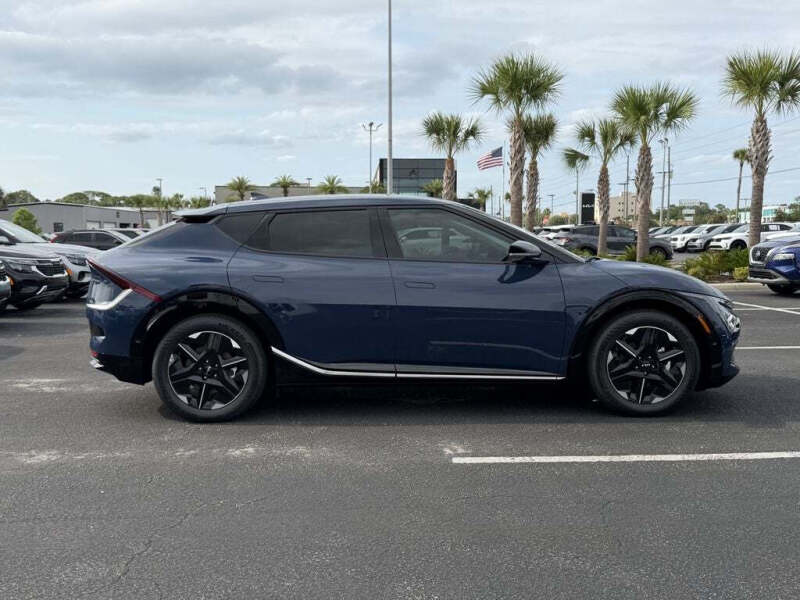 2026 Kia EV6 Wind