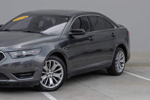 2019 Ford Taurus SHO