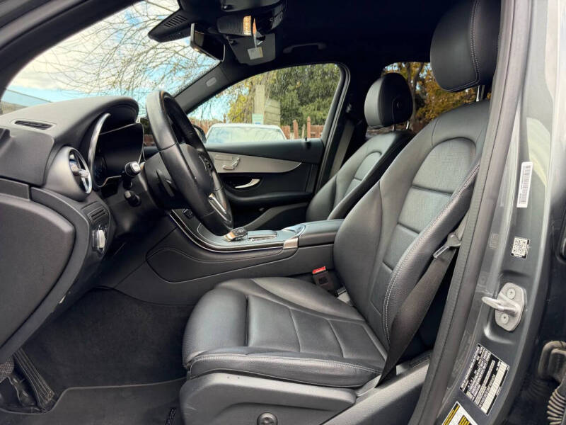 2021 Mercedes-Benz GLC GLC 300 4MATIC