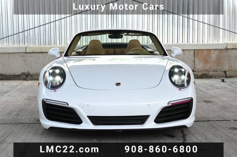 2017 Porsche 911 Carrera