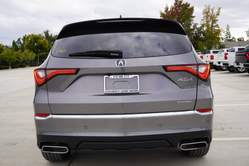 2022 Acura MDX w/Tech
