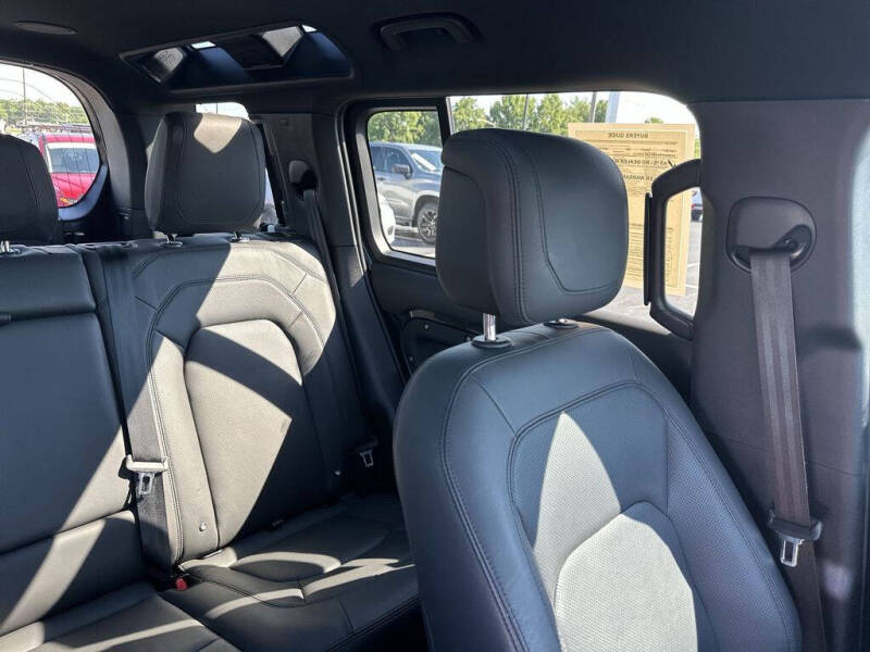 2023 Land Rover Defender
