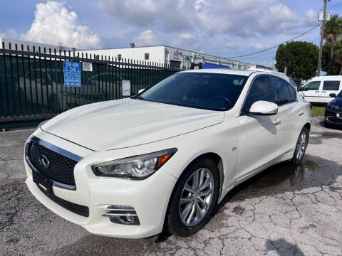 2016 Infiniti Q50 for sale at Vice City Deals in Doral FL