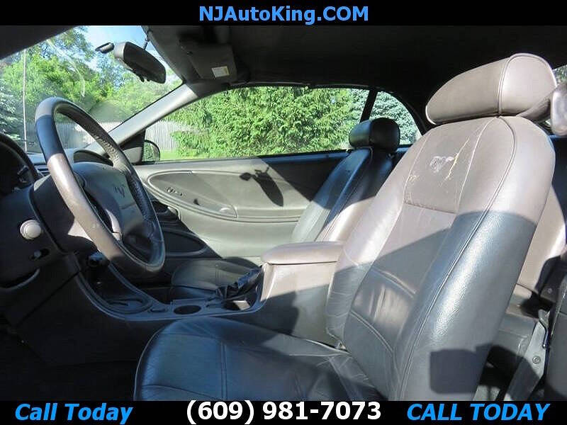 2003 Ford Mustang Premium