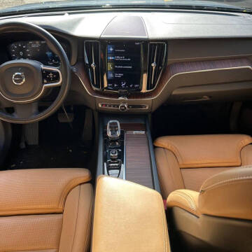 2021 Volvo XC60 Recharge T8 Inscription