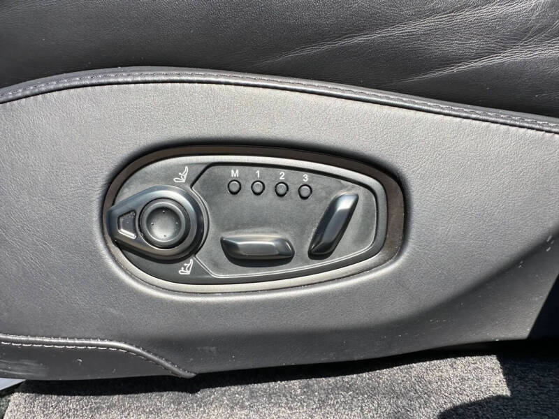 2023 Aston Martin DBX 707