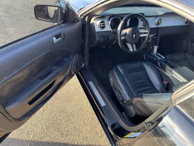 2007 Ford Mustang GT Deluxe