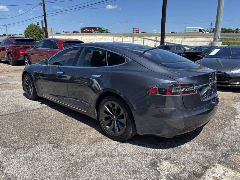 2020 Tesla Model S Long Range